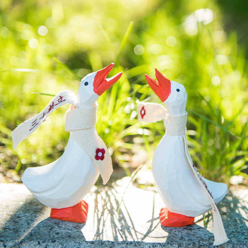 Carved Wooden Duck Decoration, Modern Minimalist Style, Basswood