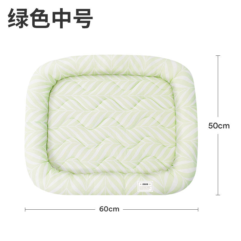 Green / M