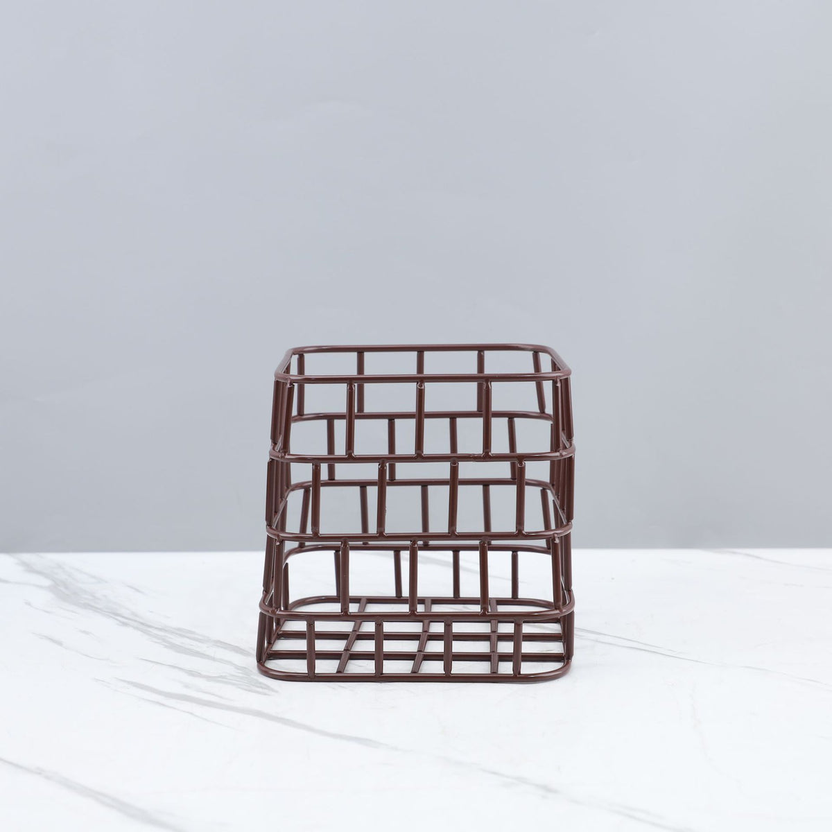 Modern Minimalist Nordic Style Square Iron Wire Basket for Desktop Storage and Organization