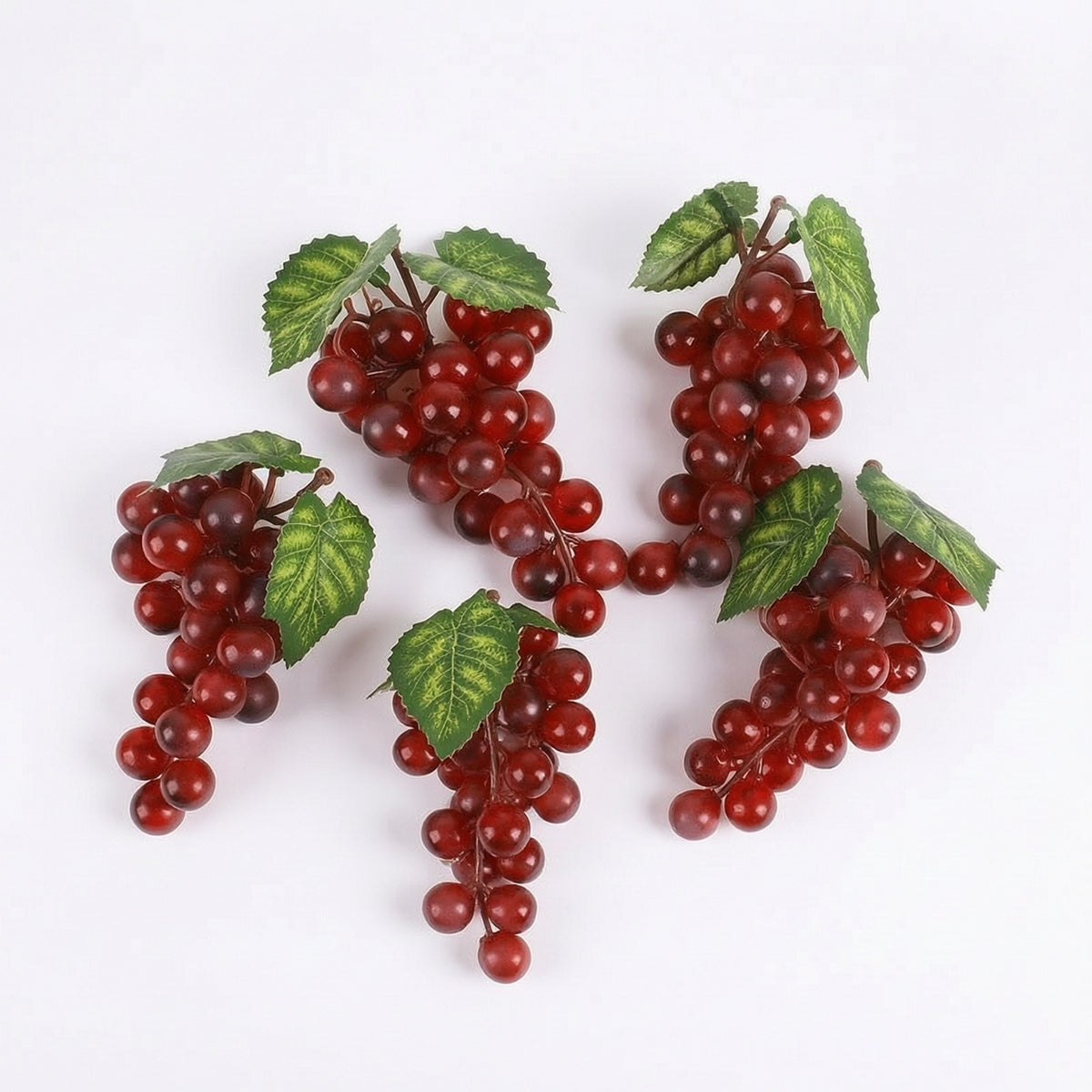 5 Pieces Realistic Artificial Grape Bunch with Vines and Leaves Lifelike Artificial Grape Cluster Reusable Ornament Vivid for Photography Props