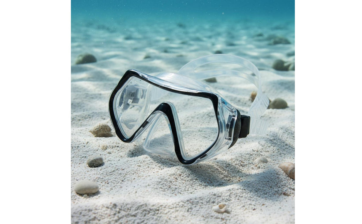 Adjustable Strap PVC Swimming Goggles Mask Comfortable Fit Glass Dive Mask Soft Silicone Skirt Water Sports Gear Easy Adjust Buckle for Adults, Men and Women