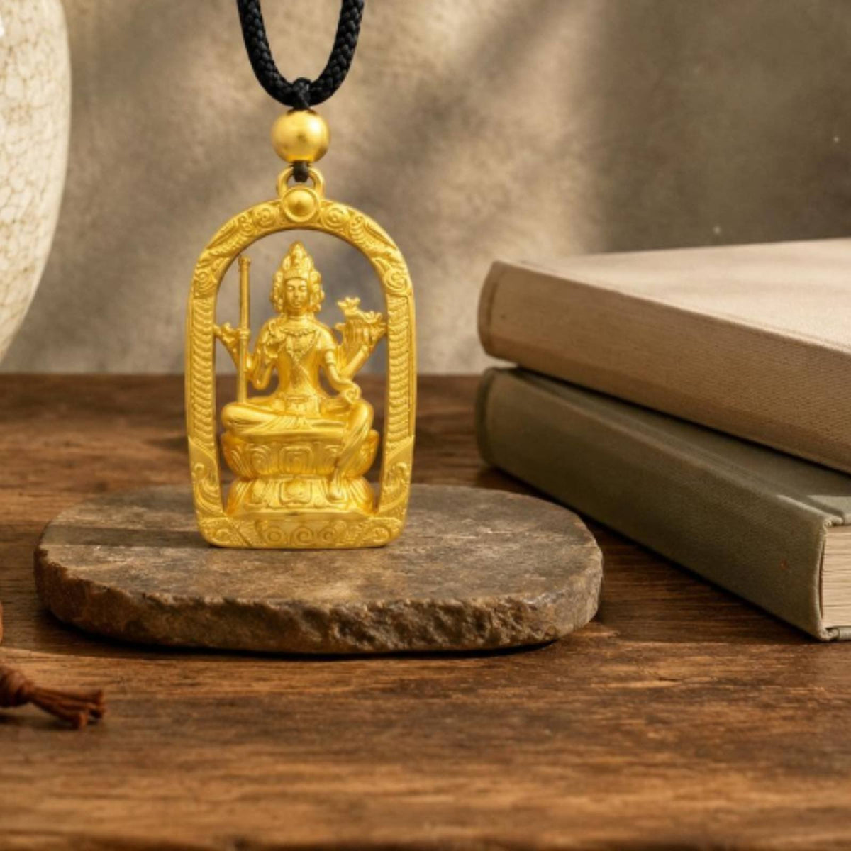 Arched Deity Neckpiece Chunky Golden-Hued Neckpiece Necklace Tarnish Resistant