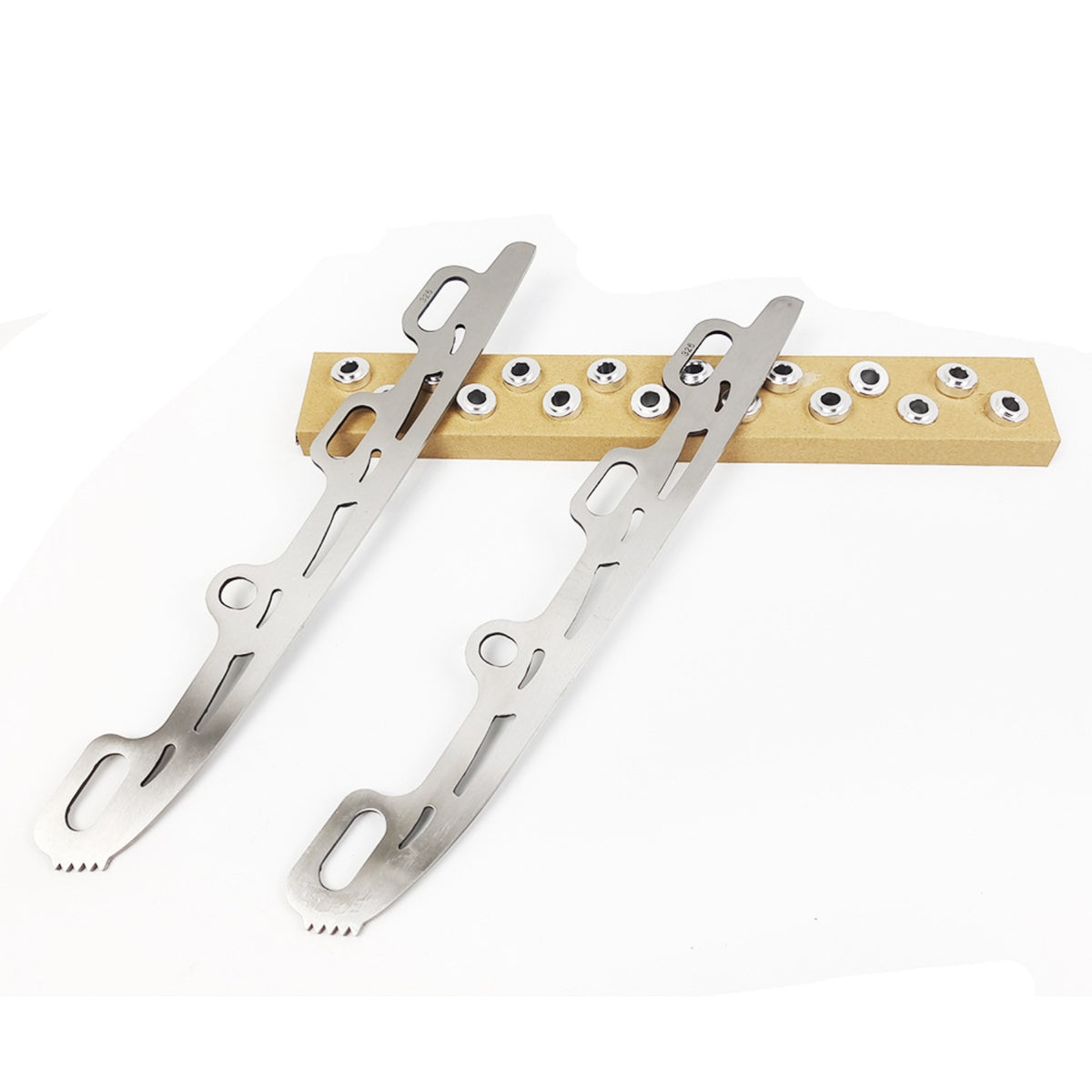 Stainless Steel Ice Skate Blades with Mounting Hardware Sturdy Ice Skate Blades Precision Fit Skates Lightweight for Hobbyists