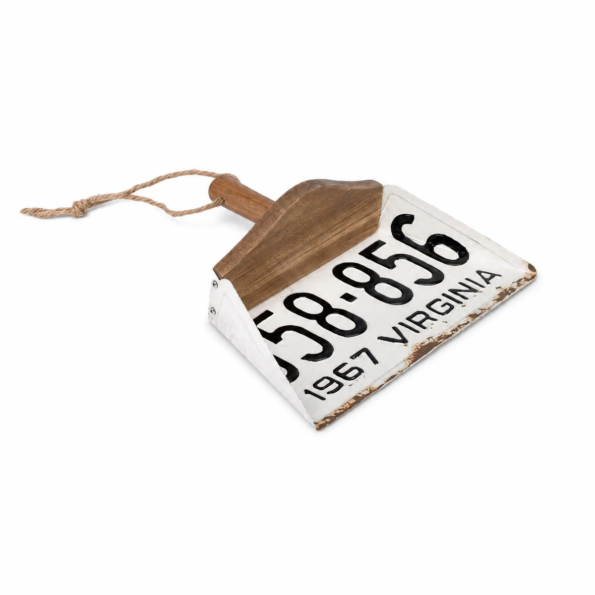 Rusted Edges Wooden Handle Dustpan Wall Hanging House Decoration