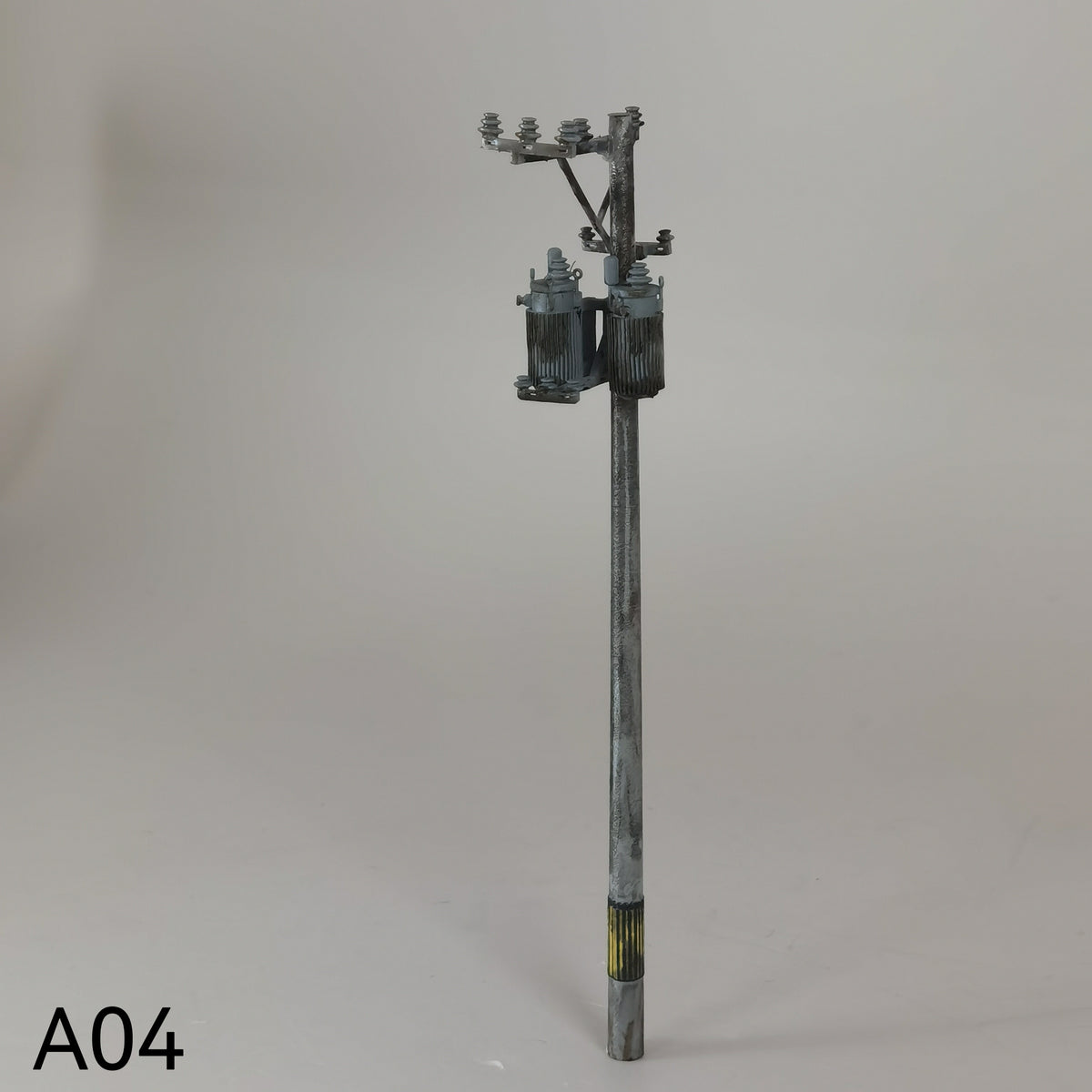 A04