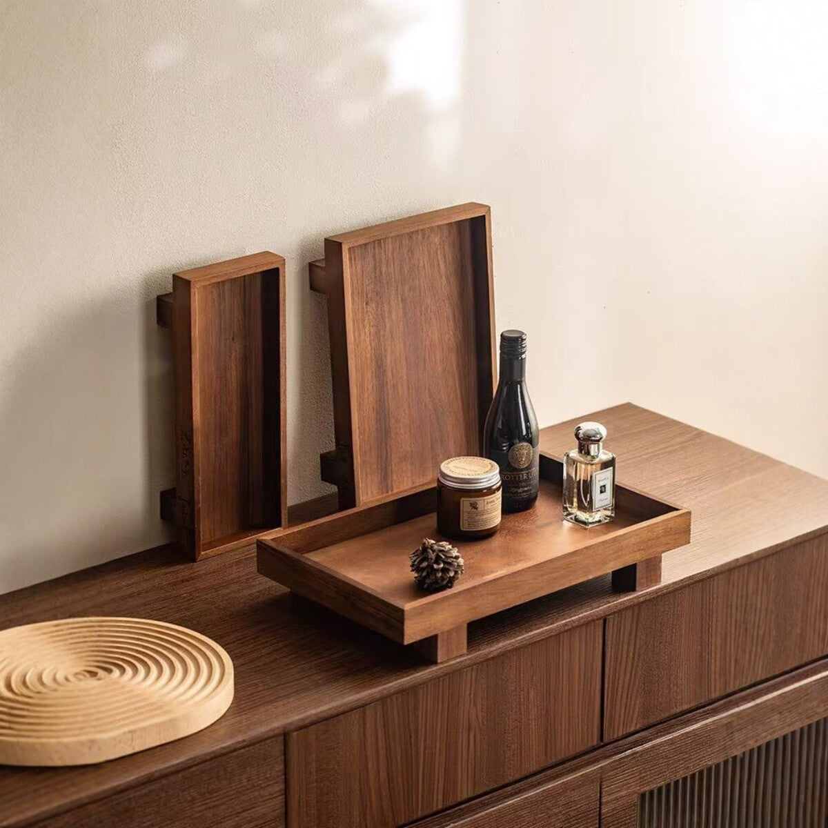 Walnut Wood Tray with Chinese Style for Home Decoration and Storage