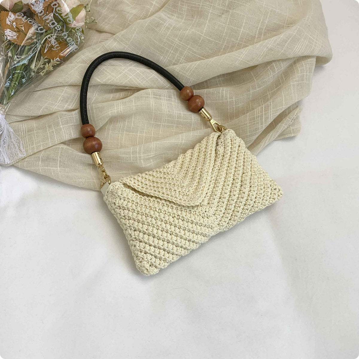 Small Square Shoulder Bag Chic Knitted Shoulder Bag Easy to Match Outfits