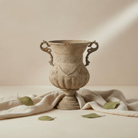 Iron Flower Vase Distressed Finish Rustic Vase Vintage Style for Garden