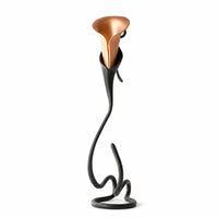 flower Sculptural Candlestick Holder Decorative Lily Candle Holder Refined Tabletop Candlestick Stand for Mantel