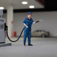 1:64 Gas Station Attendant Figurine Detailed Paint Gas Station Worker Figurine