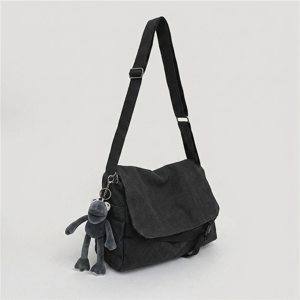 Shoulder Bag and Crossbody Bag Men for Casual Travel, Large Capacity Nylon Material Chest Bag with Zipper, Minimalist Student Bag, Spring 2022