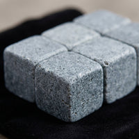 Gift for Men Granite Whisky Stones for Home Bar, Reusable Ice Chilling Rocks with Velvet Pouch, Grey 2x2x2cm Bar Accessories, Birthday Gift