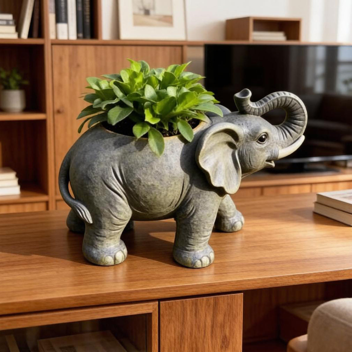 3837 Elephant Pot