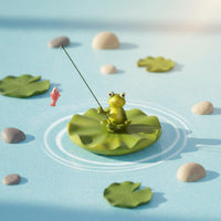 Fishing Frog Figurine Handcrafted Look Buoyant Frog Statue Resin Pond Floater for Carp Tank, Patio