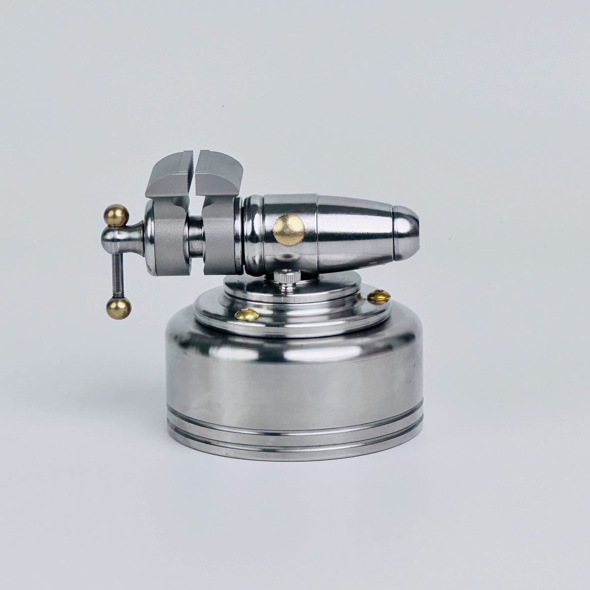 Vise with Base
