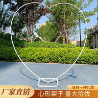 新款婚庆道具铁艺心型拱门婚礼气球拱门结婚心形拱门架子拱门批发