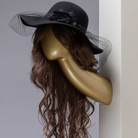 Space Saving Wall-Mounted Mannequin Head Glossy Wall Mounted Mannequin Head Molded Easy to Install for Salons, Boutiques, Retail Stores