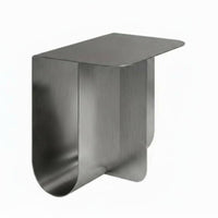 Bedside Stand Nordic Design Curved Metal Accent Table Minimalist Design