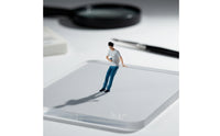 1/64 Leaning Man Figure Highly Detailed Figures Fine Workmanship Model People for Diorama, Architecture Display