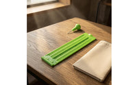 Hinged Top Braille Slate and Stylus Dot-Cell Openings Braille Writing Board Plastic Learning Aid Green