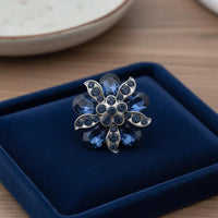 Exquisite Shimmering Flower Buttons Korean Aesthetic Shimmering Flower Shank Button Multi-Purpose Jeweled Floral Clasp for Wedding