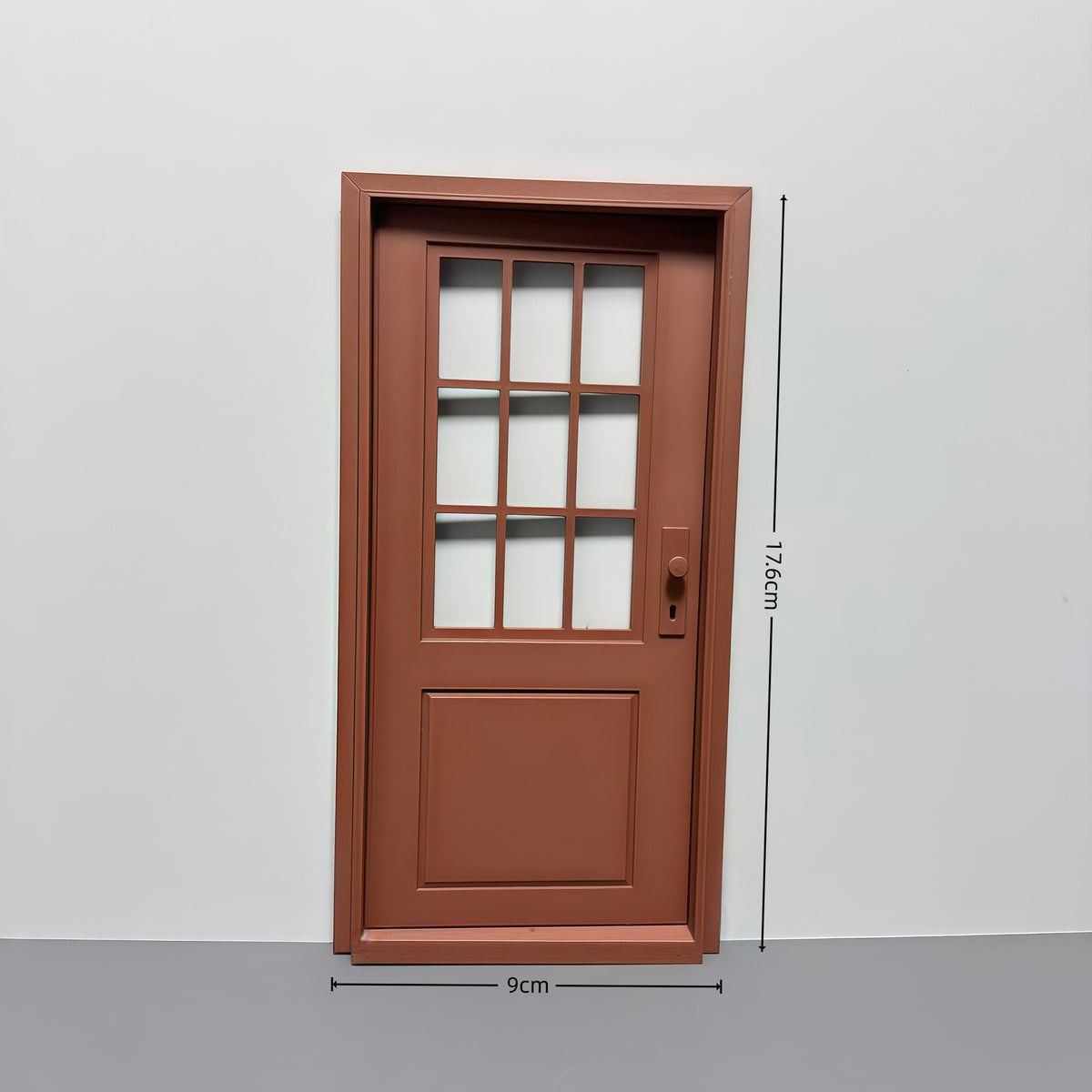 Brown / Hollow Door