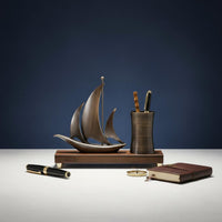 Sailboat Sculpture Pen Stand Luxury Gift Boat Model Desk Organizer Wooden Base