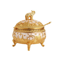 Vintage-style Seasoning Box with Spoons Lead-free Wide-mouth Spice Canister Food-grade Lidded Seasoning Jar Moisture-proof Condiment Pot Non-slip Animal Decor Lid Jar Suitable for Home Dining Table Kitchen Display