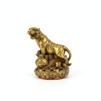 Tabletop Ornament Chinese Brass Figurine Embossed Mist Pattern Brass animal Figurine Carved Texture