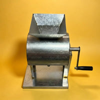 Hand Crank Peanut Sheller Easy to Use Small Peanut Peeling Machine for Home