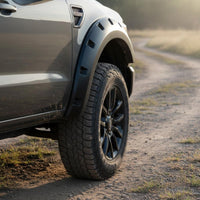 4 Pieces Wheel Arch Guard Scratch Protection Wheel Arch Anti-Collision Arch Strip Long-Lasting Truck Part Easy to Install