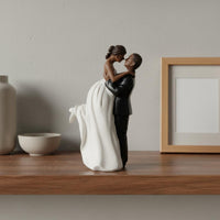 Bride and Groom Cake Topper Long-Lasting Resin Wedding Couple Figurine Reusable