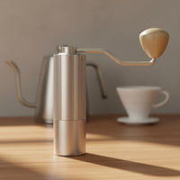 Manual Coffee Grinder External Adjustment Hand Crank Coffee Mill Portable Burr Grinder Easy to Clean Kitchen Tool for Travelers