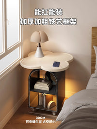 床头柜简约现代卧室家用小户型床边柜创意角几奶油风收纳置物架 【四叶草】原木色木板+黑架【感应灯+万向轮】