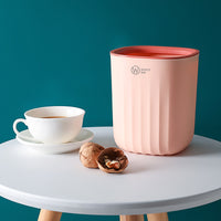 Desktop Trash Can Cute Design Mini Trash Can Lightweight Small Waste Basket for Vanity