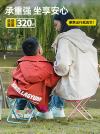 户外手包折叠凳便携笔袋小马扎露营地铁火车无座钓鱼神器户外板凳 卡皮巴拉蓝色【加粗加厚碳钢+加大加厚椅面】承重320斤