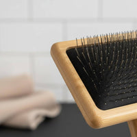 Beech Pet Brush Easy Grooming Wooden Peg Brush Skin Safe