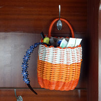 Plastic Woven Basket for Kitchen Storage, Retro Wall-Mounted Hand-Woven Small Flower Basket, Rattan-Style Hanging Basket for Onion, Ginger, Garlic