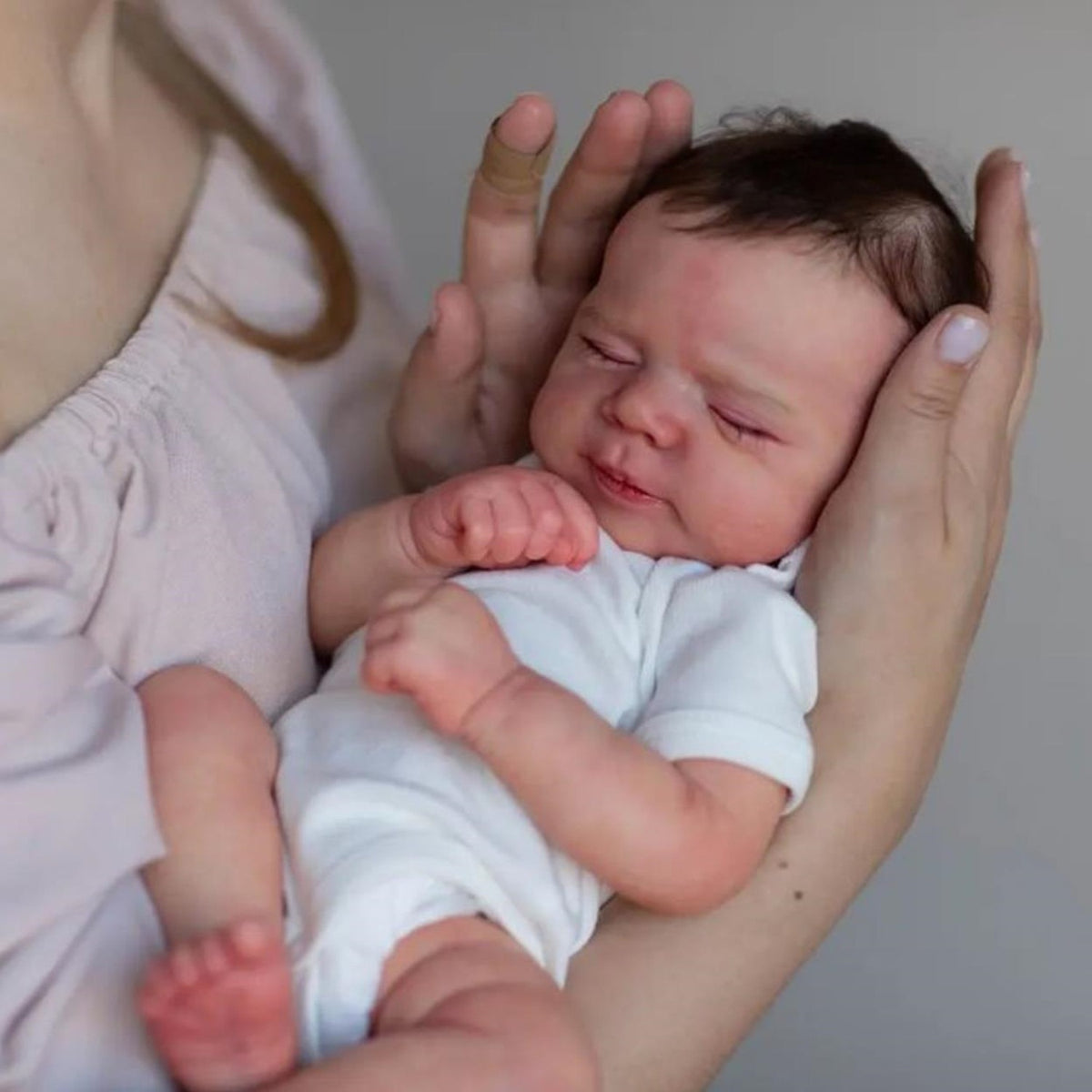 Implanted Hair Reborn Doll 19 Inch Eyes Closed Sleeping Simulation Reborn Baby
