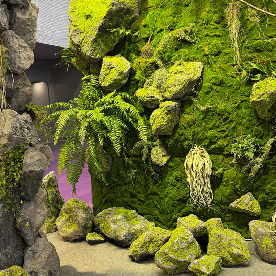 Faux Moss Foam Stone for Indoor Garden and Courtyard Decoration