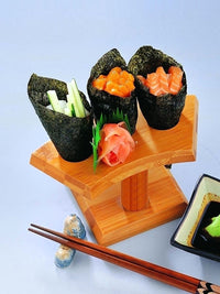 Bamboo Sushi Roll Holder with Flower Pattern