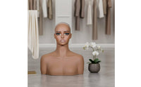 Lifelike Shoulder Mannequin Bust Defined Neckline Shoulder Bust Model Realistic Eyelashes Female Mannequin Head Red Lips for Photo Studio