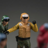 6 Pieces Painted Aircraft Carrier Deck Figures Posed Aircraft Carrier Figures Static Ground Crew Miniature for Collectors