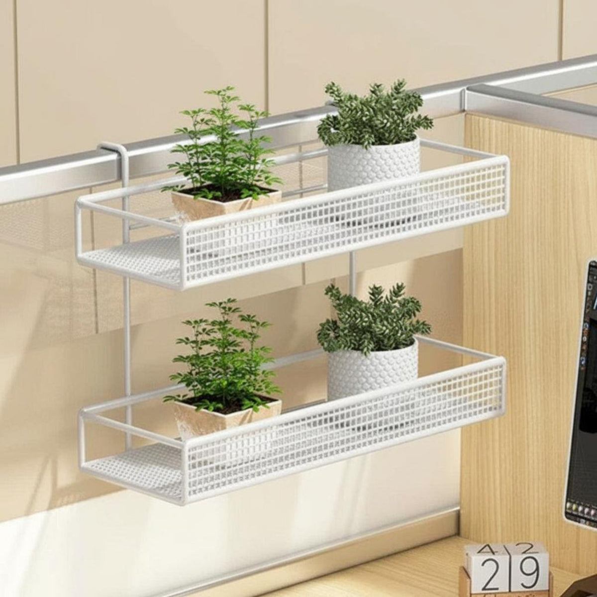 Tiered Railing Planter Weather Resistant Railing Planter Basket Large Capacity