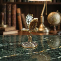Detailed Craftsmanship Brass Owl Figurine Creative Design Vintage Brass Owl Long-Lasting Antique Metal Bird Ornament Tarnish Resistant for Collectors, Desktop, Study Room, Office, Bookshelf