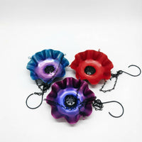 Hanging Feeder Tray Decorative Ruffled Petal-Rim Tray Easy to Clean