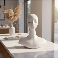Mannequin Head with Shoulders Luxury Look Display Head with Shoulders Smooth Finish Jewelry Display Bust for Shop Window, Photo Photography