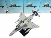 1/100 F-4 Phantom Pirate Flag Independence F4C Fighter Military Alloy Aircraft Model Simulation Ornament