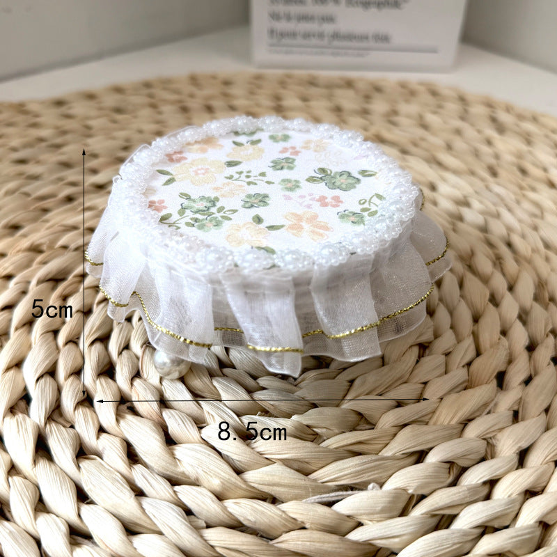 Grn-yel Floral Tbl