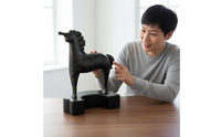 Resin Horse Figurine Light Luxury Modern Horse Statue Textured Finish House Decoration for Office, Entryway